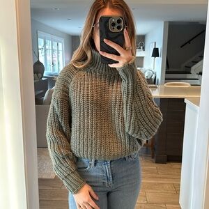 H&M | Knit Sweater
